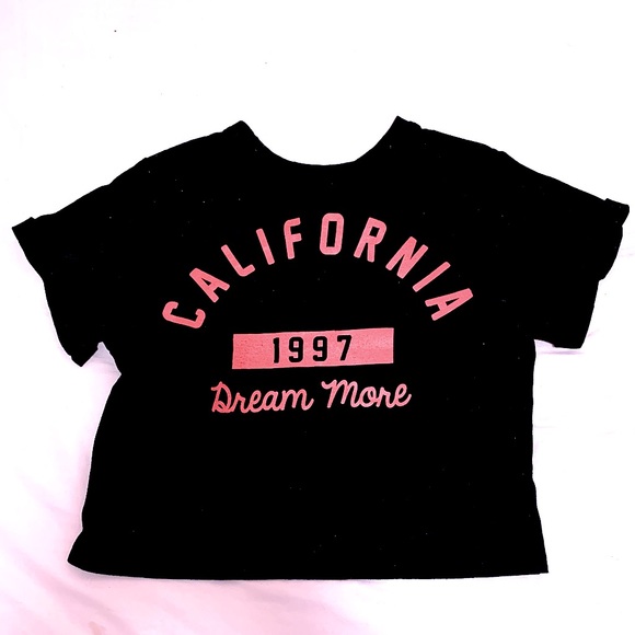 Vibe N’ | Black Crop Top w/ Red Graphic - Picture 4 of 4